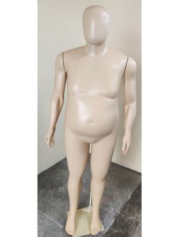 Manequim masculino plus size