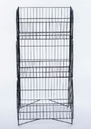 Cestos aramados empilh�veis com 3 cestos