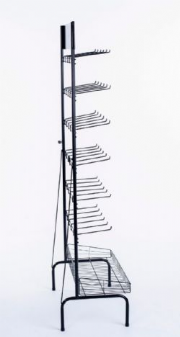 Expositor para encartelados, condimentos, ch�s e alhos com 36 ganchos e 1 cesto