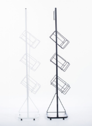 Porta revistas e folders com 3 bandejas